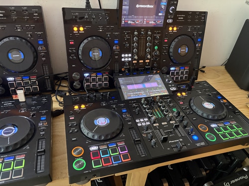 pioneer 先锋XDJ-RX3一体机 双U盘 DJ打碟机 控制器 大触摸屏