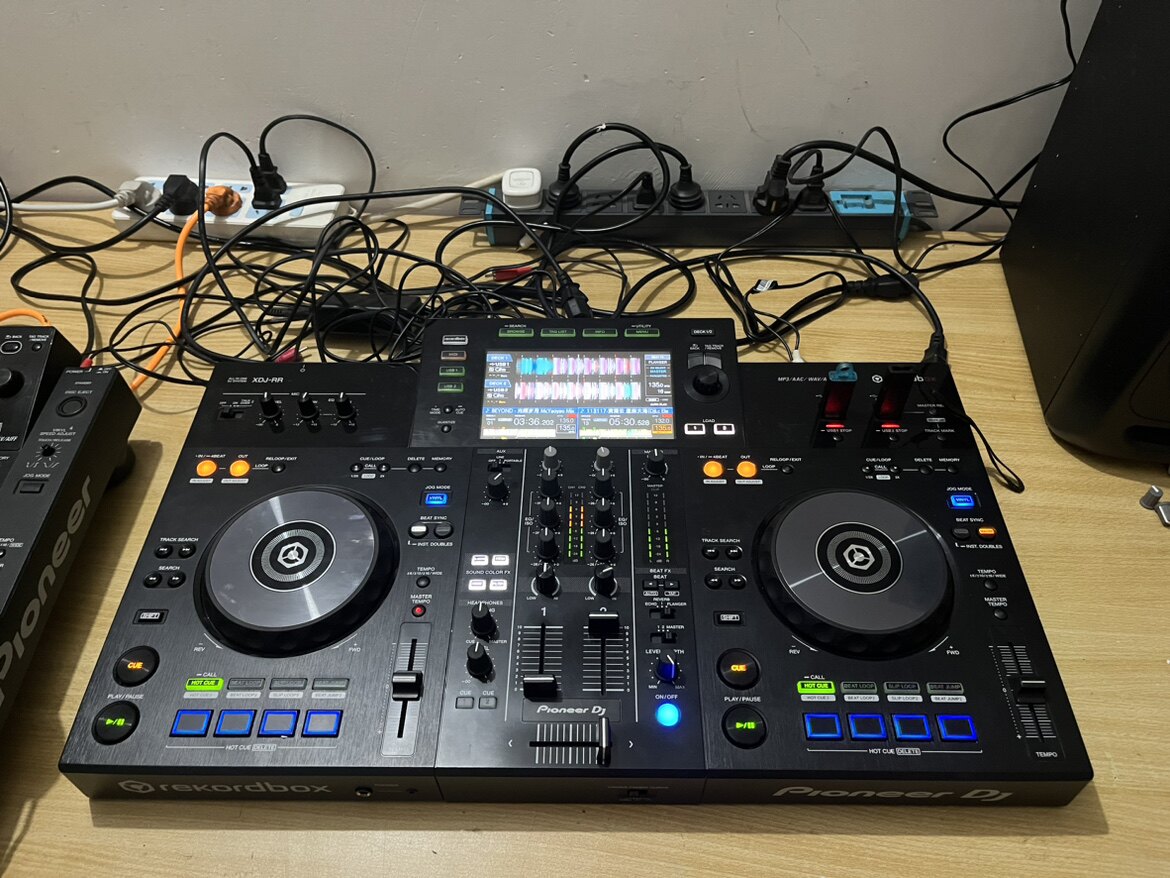 先锋XDJ RR打碟机 DJ控制器 U盘 波纹打碟 pioneer 95新 22年10月