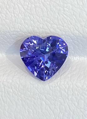 1.76ct薰衣草紫蓝宝｜吉尔德认证｜心形｜Vivid Viole｜切割周正