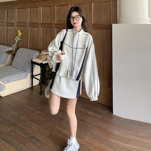 现货学院风减龄卫衣套装裙女2025春新款韩系休闲小个子短裙两件套图片