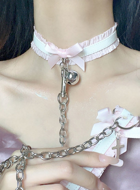 少女粉色荷叶花边皮质项圈铃铛项链牵引绳锁骨链甜酷风设计感软妹