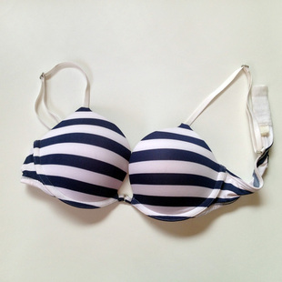 捡漏 海军横条纹U型上薄下厚上托文胸贴合性好内衣75B 库存清仓