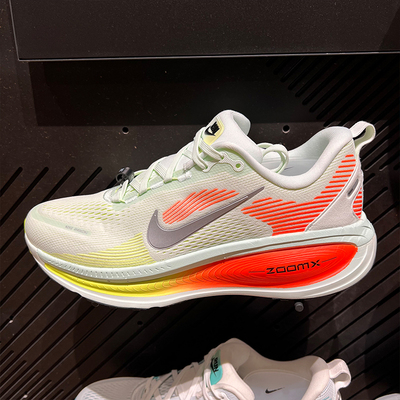 NIKE耐克男25夏新款VOMERO 18迈柔户外回弹运动跑步鞋HM6803-300