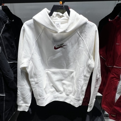 Nike耐克男子卫衣秋冬CNY马年限定休闲针织加绒套头连帽衫 IQ3707