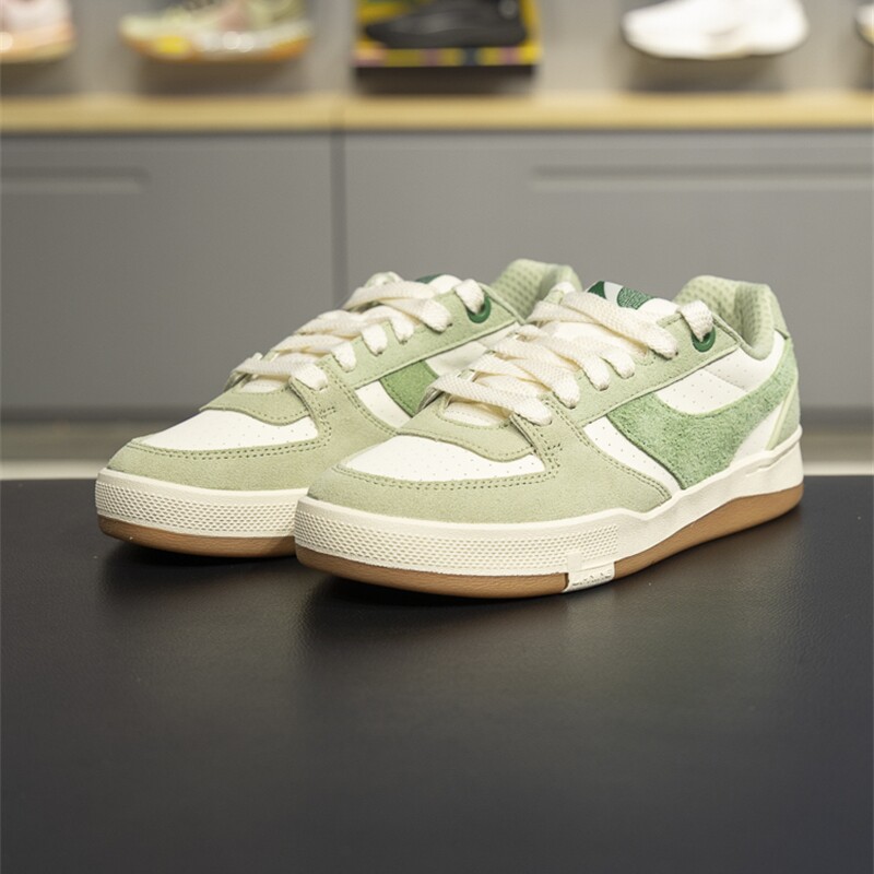 李宁板鞋2024秋季新款惟吾S70女子舒适软弹滑板文化鞋AEPU028