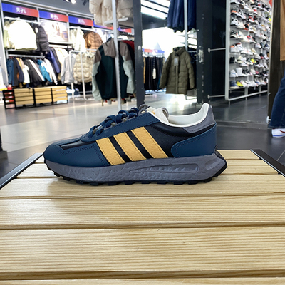 百搭运动休闲鞋Adidas/阿迪达斯