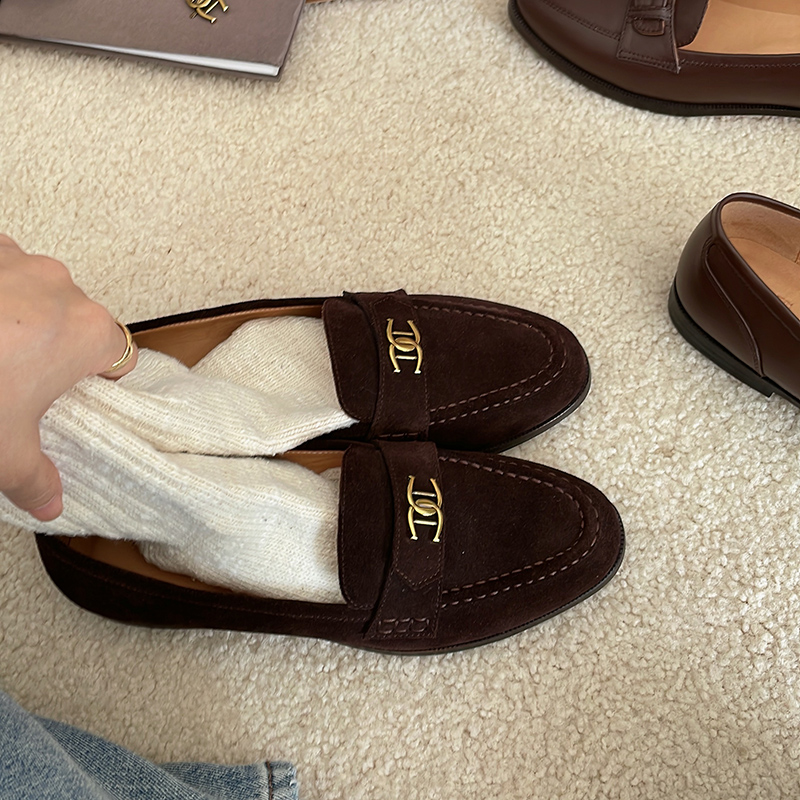 花边女低跟复古明线乐福鞋