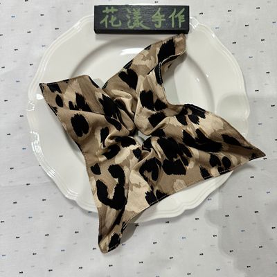真丝苎麻手工发圈方巾原创春夏新款高级感小众设计发绳豹纹性感