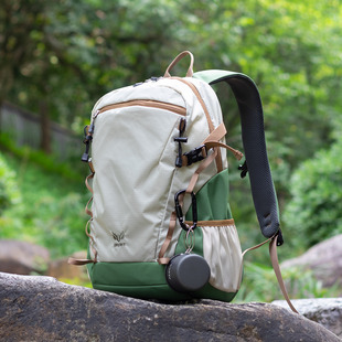 户外旅行背包女轻便2026新款短途旅游徒步双肩包轻量化登山包25升
