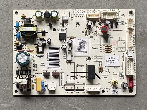 美的冰箱BCD-606WKPZM(E）