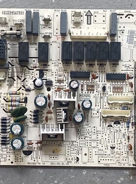 适用格力3P清新风柜机空调主板30133016 M303F3L电脑板GRJ302-A1