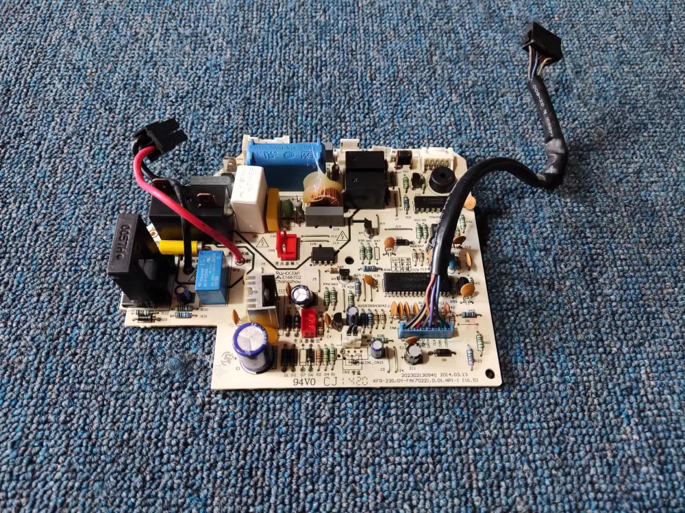 美的空调电脑板202302130940