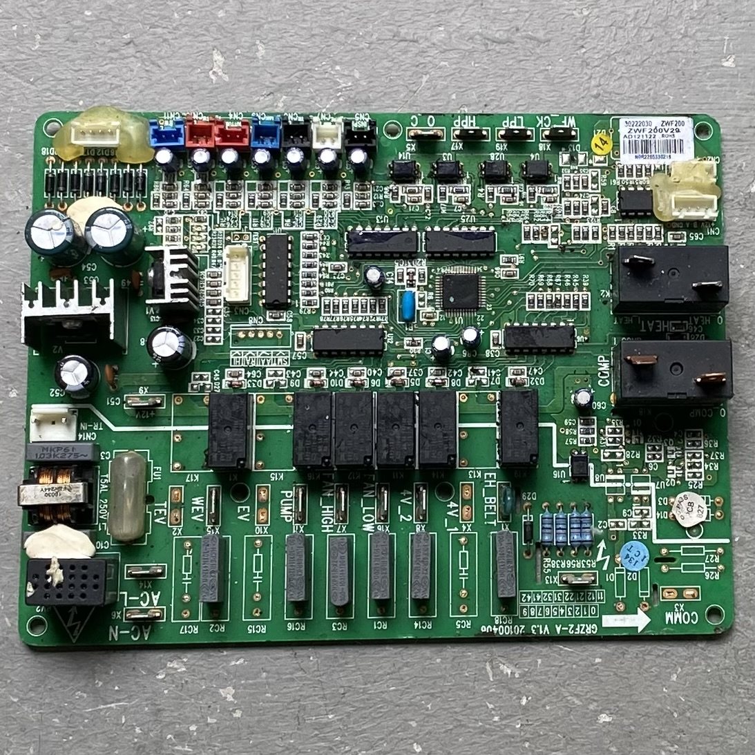 格力空气能热水器 外机板 GRZF2-A 电脑板 30222030 主板 ZWF200