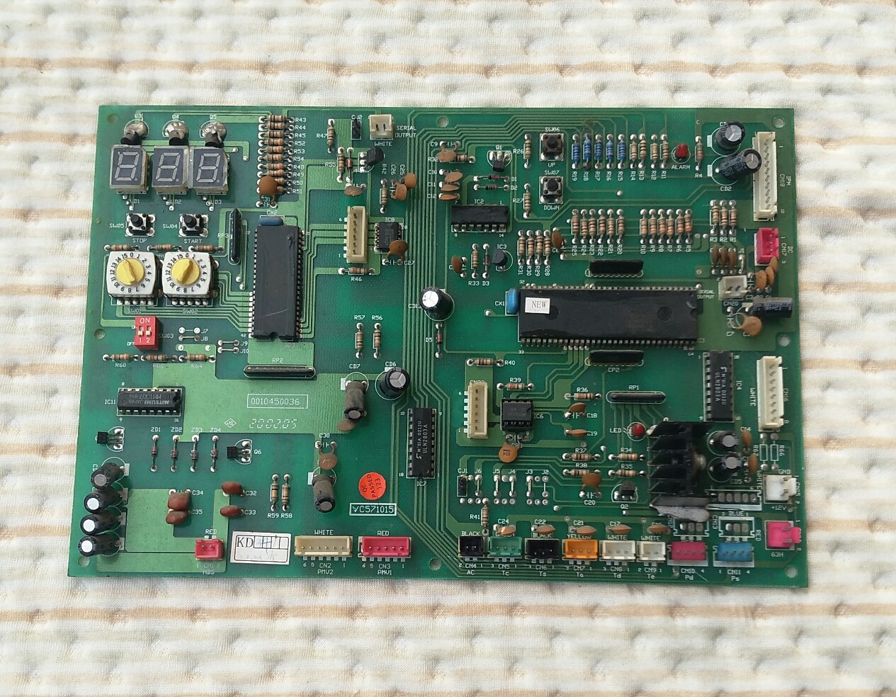 原装 海尔空调 KR-140W/BP 电脑板 主板 VC571015 0010450036