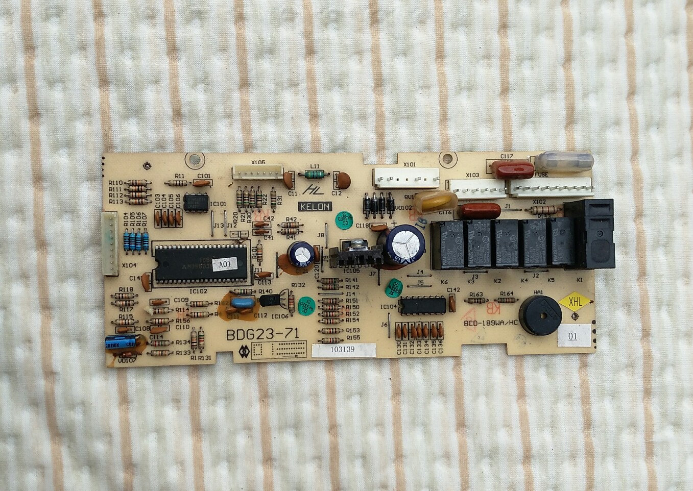 科龙 容声冰箱 BCD-199WA/HC主控板 BDG23-88 PCB03-8-V01