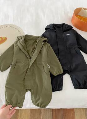春秋装婴幼儿连体衣服男女童宝宝连帽工装爬服新生儿连身哈衣外套