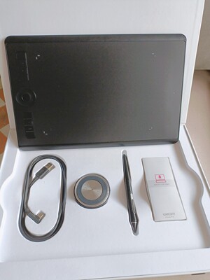 二手wacom PTH660/460数位板影拓6蓝牙手绘板绘图板写字板专业级