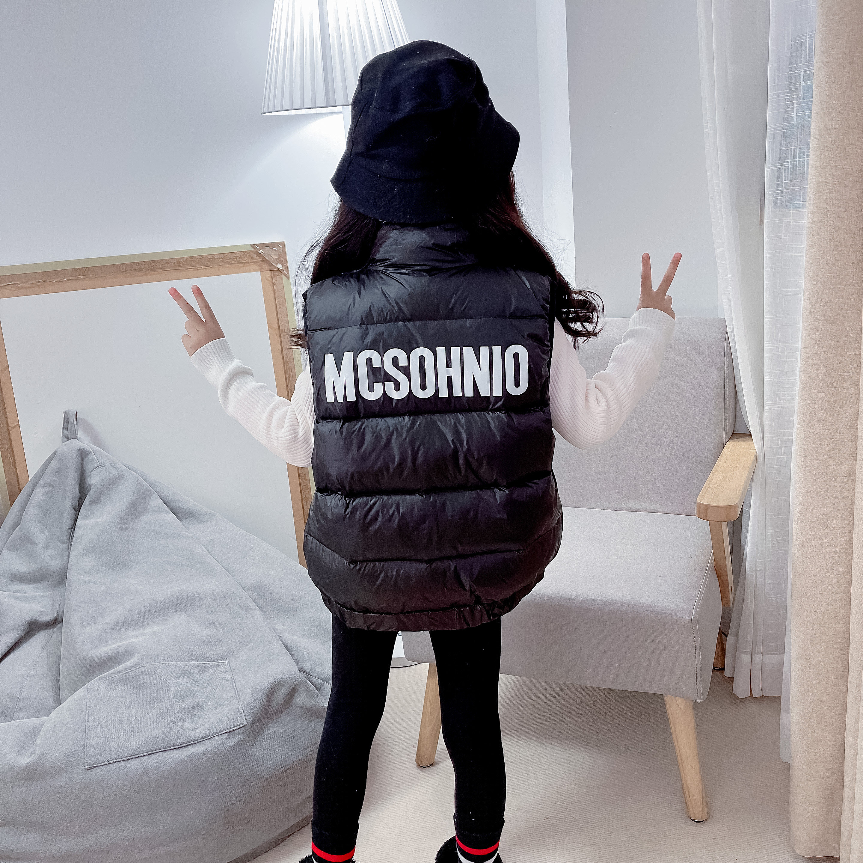 儿童羽绒马甲加厚字母中大童背心秋冬外穿立领马夹宝宝男女童洋气