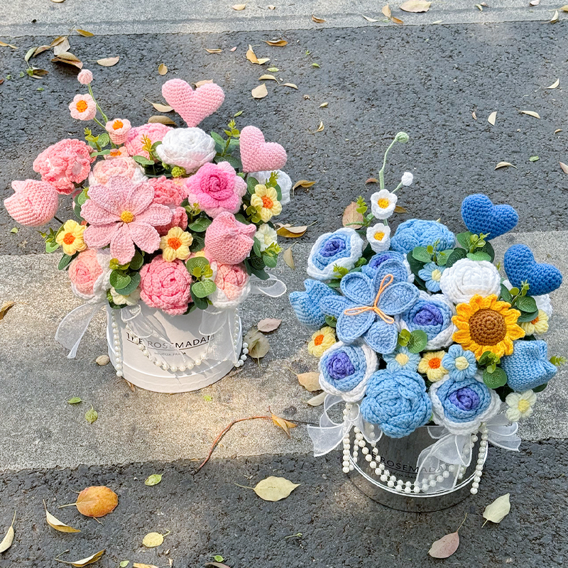 创意针织毛线混搭玫瑰郁金香仿真花抱抱桶送女朋友闺蜜生日礼物