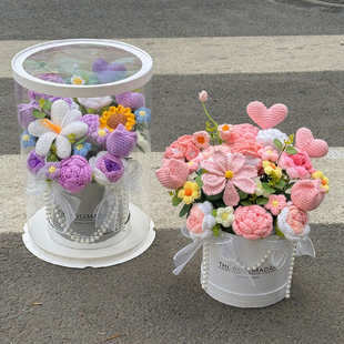 手工针织毛线混搭抱抱桶玫瑰郁金香花束礼盒创意生日礼物送闺蜜