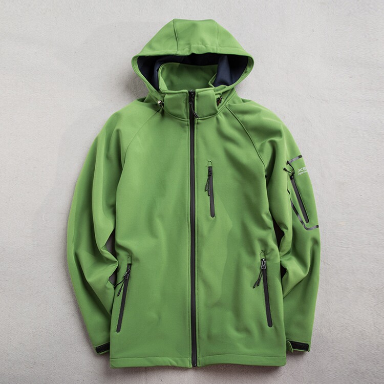 户外运动春秋新款软壳冲锋衣男防风上衣韩版可拆卸帽登山服大码男