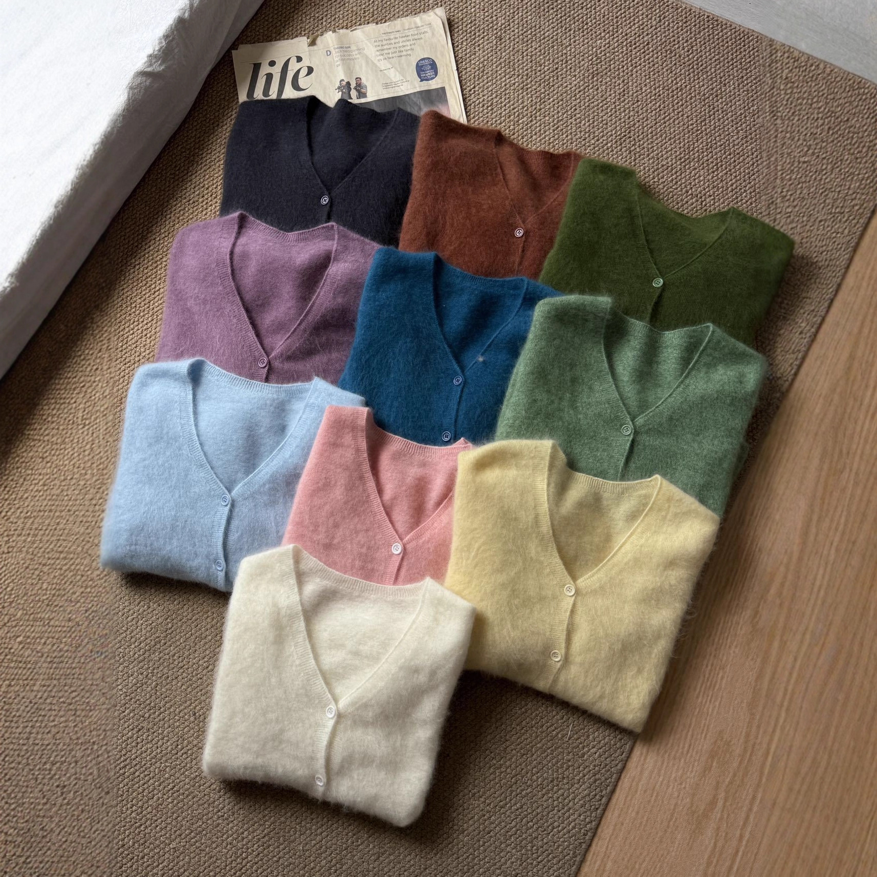 软 fufu 氛围感V 领拉毛羊绒羊毛毛衣秋冬百搭无缝一体针织开衫