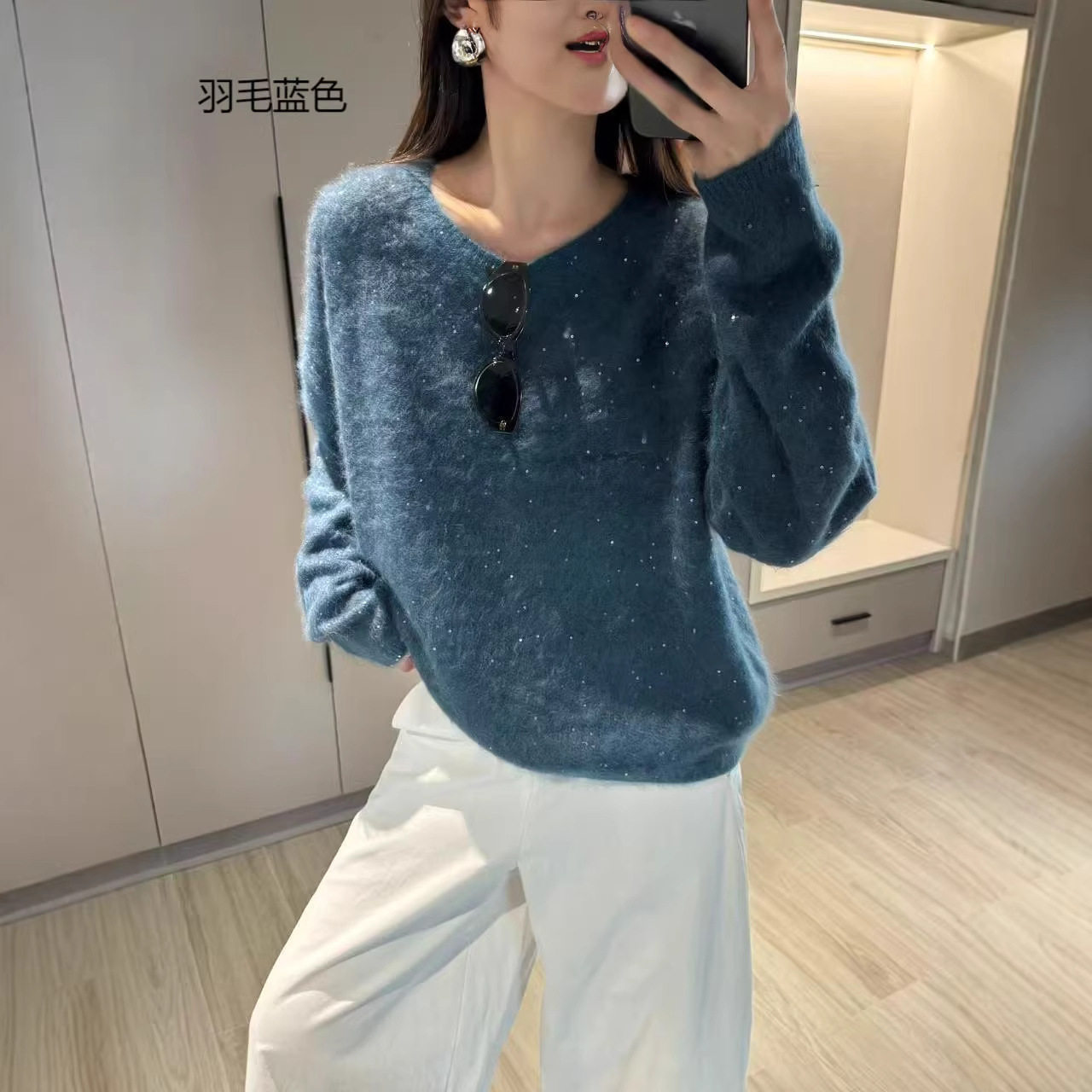 2026年新款无缝一体圆领拉绒带亮片羊毛衫女 宽松百搭羊毛衫打底,女装/女士精品,毛针织衫,淘宝优惠券,粉丝福利购,淘宝优惠卷