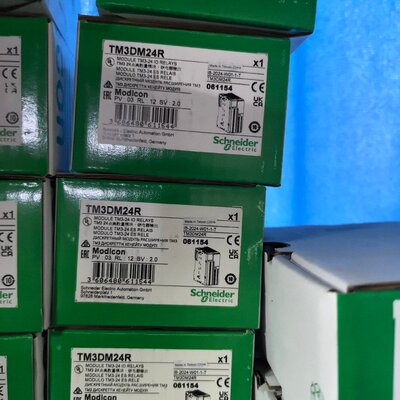 施耐德模块TM3DM24R，全新原装新到货，顺丰发货