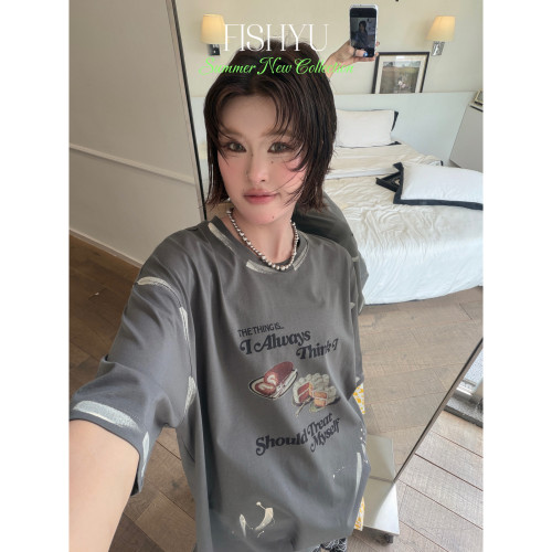 FISH YU -古做旧刷漆蛋糕字母白墨印花圆领宽松大版短袖T恤26278