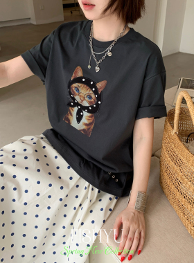 FISH YU -点头巾贴布刺绣眼睛猫咪白墨印花宽松圆领短袖T恤26139