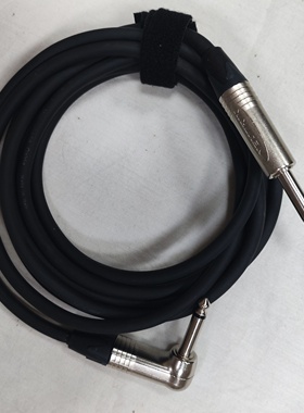 意大利TASKER 塔斯克 3米吉他信号线，配NUETRIK弯头6.3大三芯插