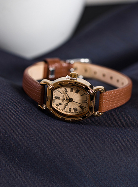 聚利时正品女士手表细带小巧气质学生简约防水复古酒桶女表礼盒