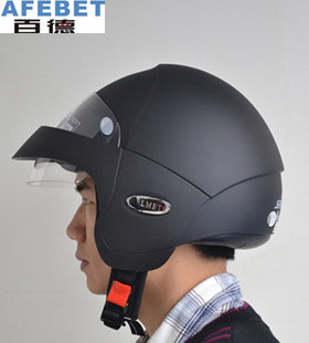 百德摩托车电动车轻便安全帽男女头盔四季 半封闭摩托车半盔冬夏