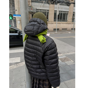 小众表妹 山系排骨连帽羽绒服90白鸭绒短款轻薄百搭黑色