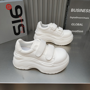 休闲百搭款 品品松糕底小白鞋 低帮韩版 2026春款 魔术贴圆头增高女鞋