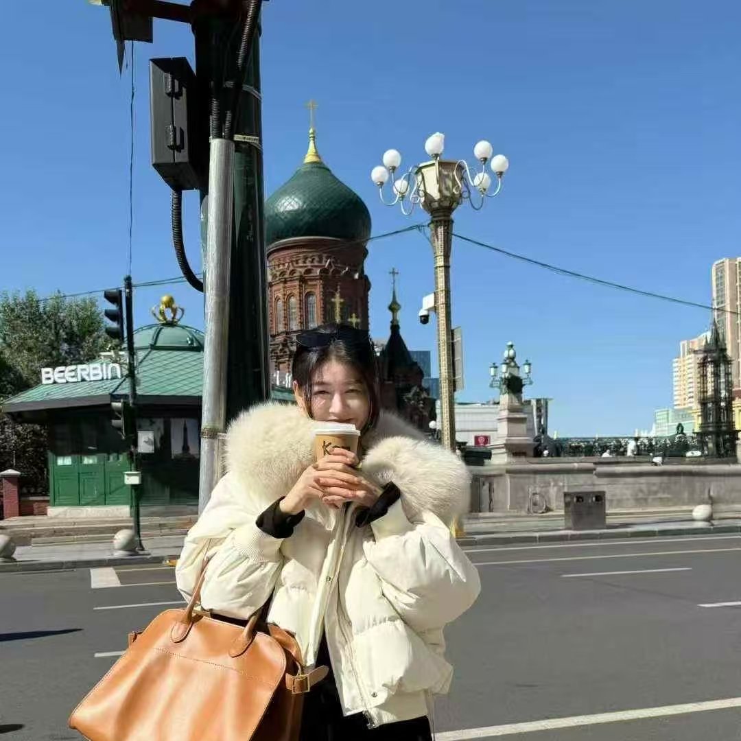 超大毛领羽绒服女冬季2025新款加厚保暖翻领短款小个子白鸭绒外套
