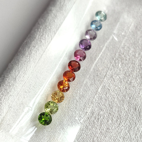9种天然宝石一次收集全的彩虹色