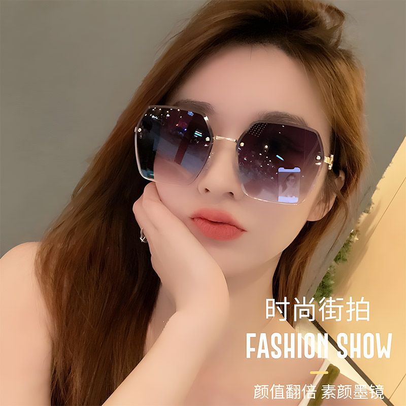 2026爆款防紫外线高颜值太阳镜女款防晒网红大框眼镜潮流时尚墨镜