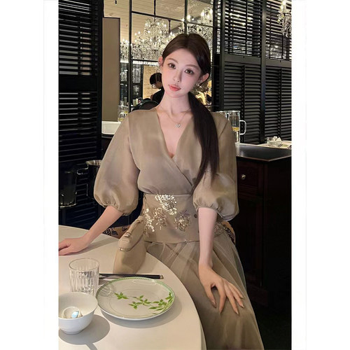 【小红书博主推荐】大码气质上衣