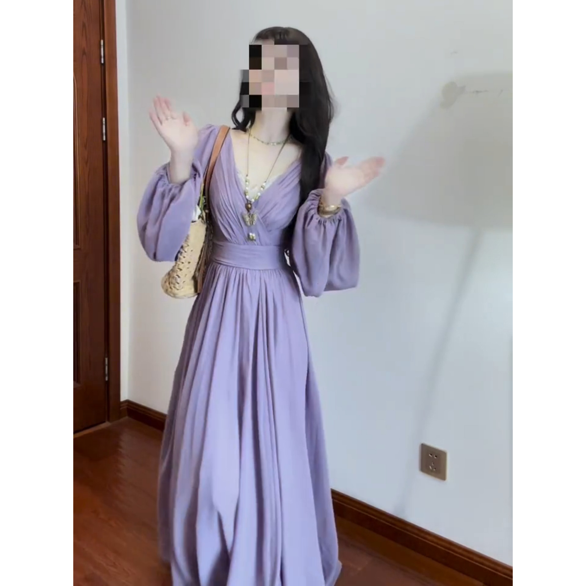 大码优雅风紫色V领长袖雪纺连衣裙女胖mm秋季新款收腰显瘦长裙潮