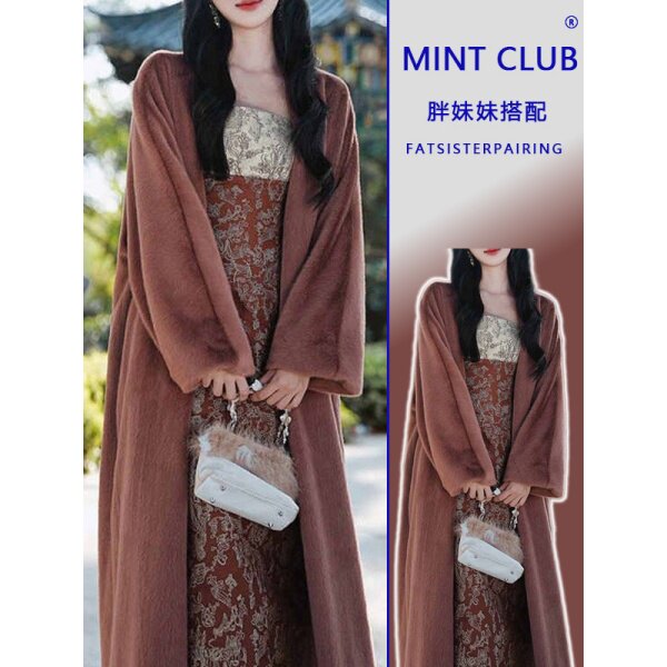 大码胖MM港风独特外套裙子套装春季胭脂鎏金提花大衣吊带裙两件套