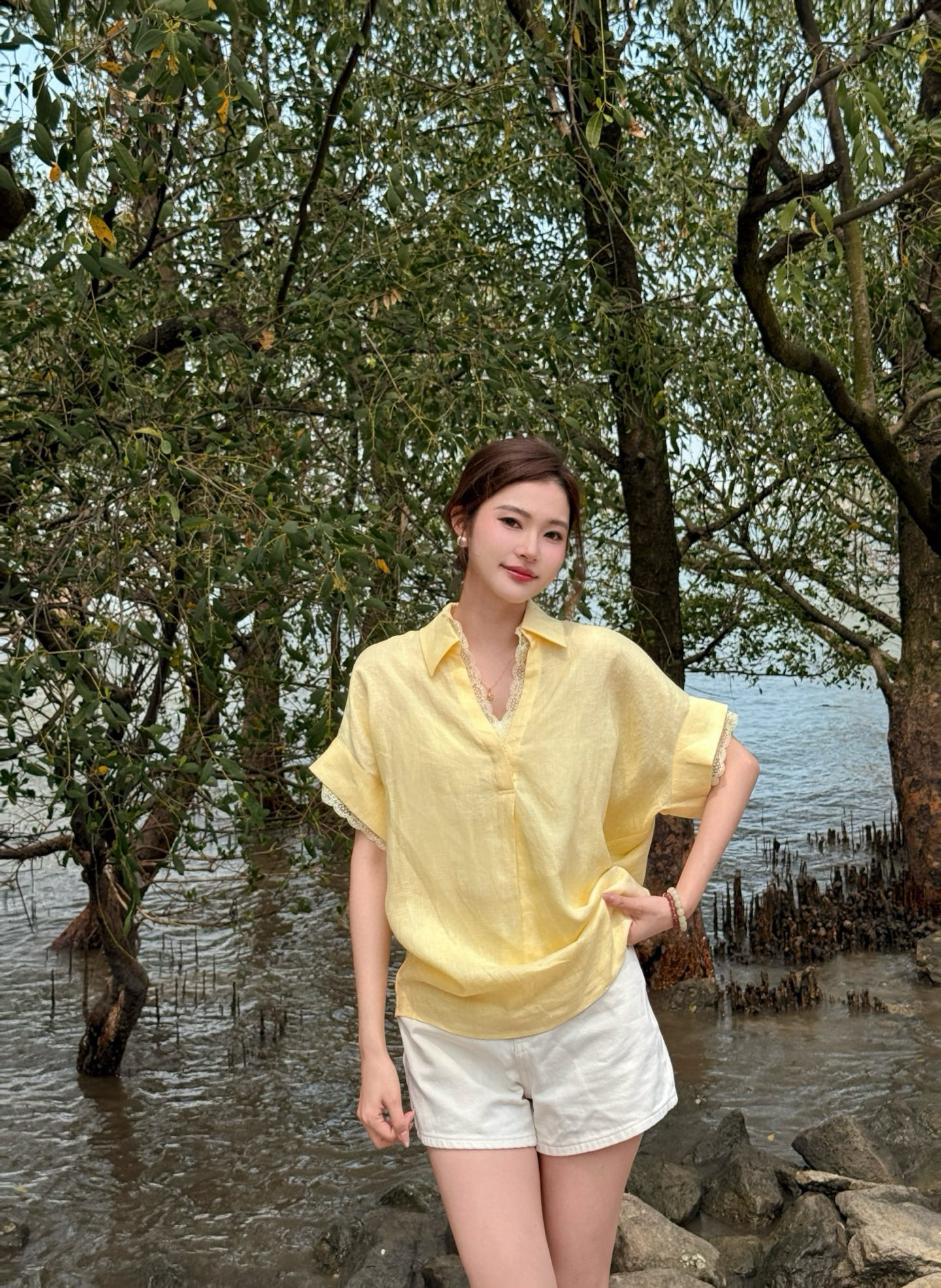 蝙蝠袖亚麻拼蕾丝短袖衬衣 包容性好 不挑人 超级显瘦