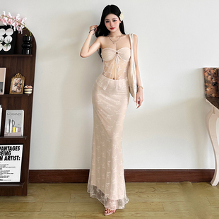 怪诞女孩 纯欲性感蕾丝拼接扭结抹胸低腰度假包臀鱼尾裙两件套女