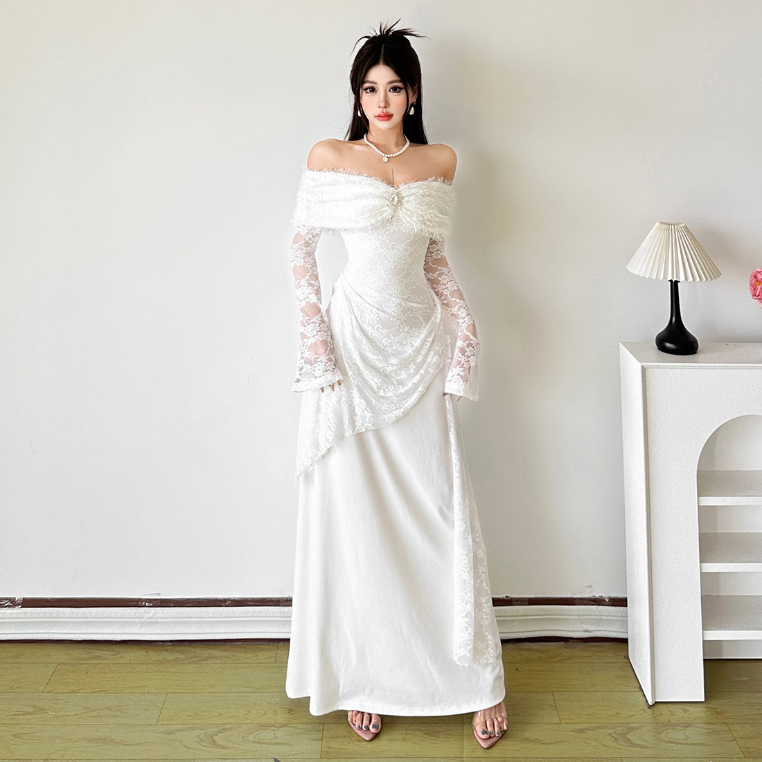 法式浪漫初恋蕾丝一字肩连衣裙女
