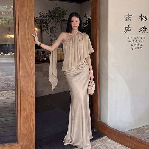 希腊女神挂脖斜肩上衣半身裙套装