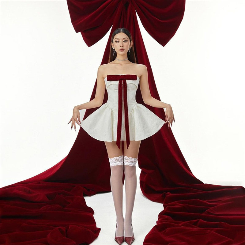 优雅少女感减龄蝴蝶结抹胸连衣裙