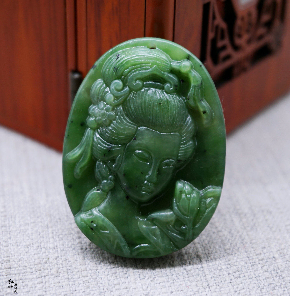 碧玉仕女吊坠菠菜绿挂坠侍女荷花挂件男女款玉贵人玉坠挂饰毛衣链,珠宝/钻石/翡翠,颈饰,淘宝优惠券,粉丝福利购,淘宝优惠卷