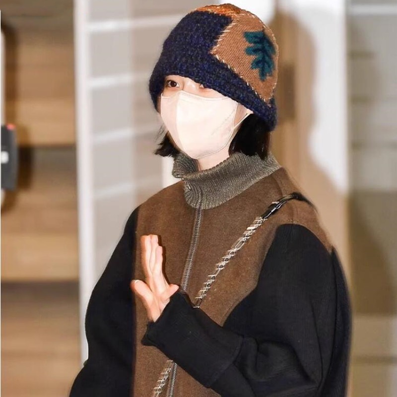 渔夫帽日韩女秋冬叶片拼接针织帽