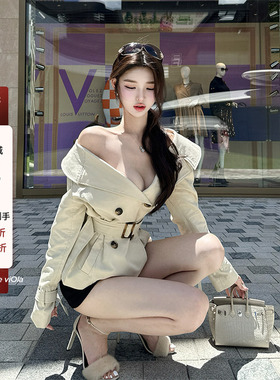 viola【千颂伊】Yv*be韩女风衣小心机肩颈线莱塞尔露肩短款两穿