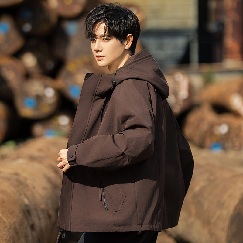 夹克外套男2025年新款春秋季高级感痞帅冲锋衣连帽薄款连帽上衣潮